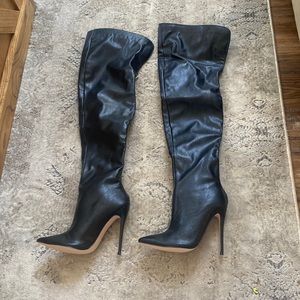 Kitulandy thigh high boots.  Size 230. NIB (6 US)